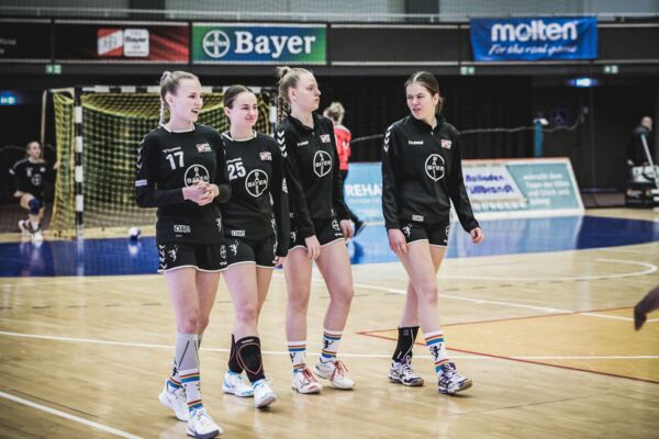 Hoffnungsvoller Elfen-Nachwuchs: Jule Polsz, Sophia Cormann, Pia Terfloth oder Lea Flohr. Foto: Dembinski