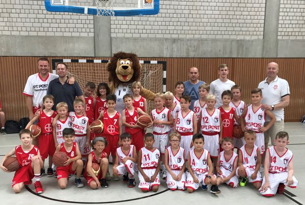 Viele der U10-Basketballer bestritten ihr erstes Basketball-Spiel.