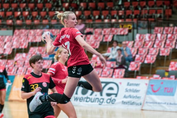 Nachwuchsspielerin Jule Polsz erhält Bundesligavertrag. Foto: Dembinski