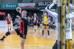 Anna Seidel und die Elfen spielen im Heimspiel gegen Frisch Auf Göppingen unentschieden. Foto: Dembinski
