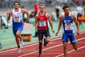 Johannes Floors stellt seine Weltjahresbestzeit ein. Foto: Beautiful Sports, Axel Kohring