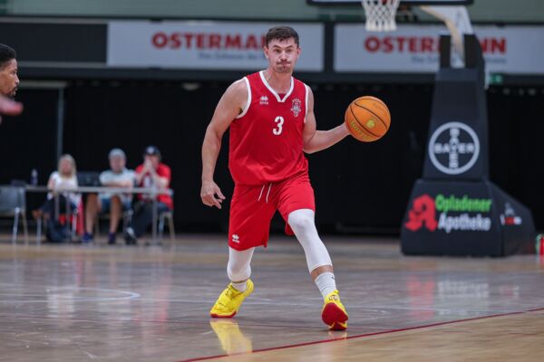 Geht in der Ostermann-Arena zum Angriff über: Luca Finn Kahl / Foto: Frank Fankhauser (Instagram: effefffoto)