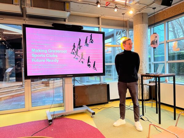 Malte Kalsbach bei der Kickoff-Veranstaltung von "DigiRoot".