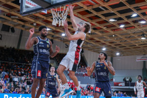 Gegen Bremerhaven gab es für Sebastian Brach & Co. nichts zu holen / Foto: Frank Fankhauser
