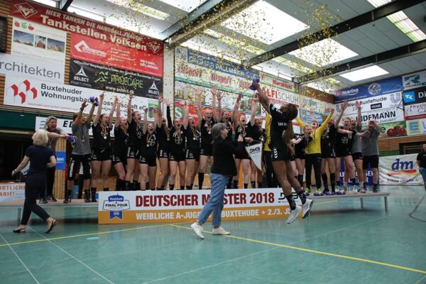 Die Juniorelfen haben zum vierten Mal die Deutsche Meisterschaft gewonnen. Foto: Dembinski