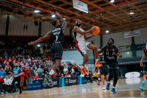 Gehörte zu den besten GIANTS gegen Tübingen: Kobe Langley / Foto: Nils Althoff