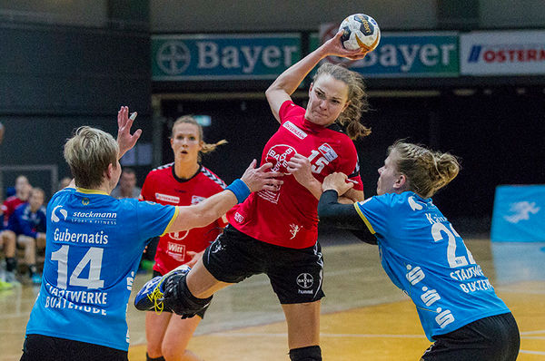 Die Handball-Elfen haben sich am Samstag erstmals ihren Fans gezeigt. Foto: Kardes
