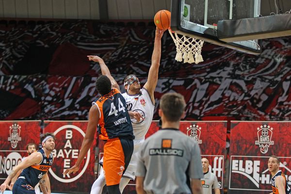 Dennis Heinzmann hatte wesentlichen Anteil am Playoff-Sieg gegen Rostock. Foto: Fleschenberg