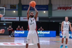 Kobe Langley und die GIANTS empfangen Bayreuth / Foto: Frank Fankhauser