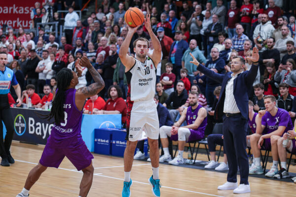 Sebastian Brach und BAYER wollen Göttingen ärgern / Foto: Frank Fankhauser