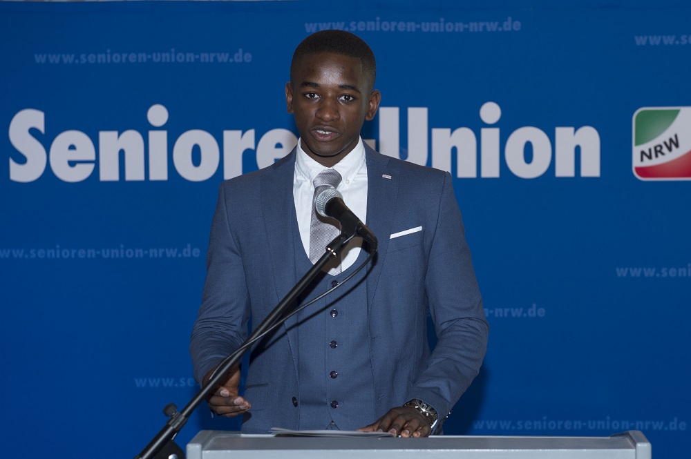 Tom Sengua Malutedi bei der Preisverleihung (c) Ralf Kuckuck, DBS-Akademie